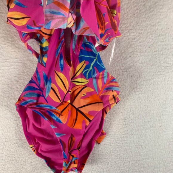 Bar III Women's Cowl Neck Paradise Palms Cutout One-Piece Swimsuit Size S NWT - Picture 2 of 9